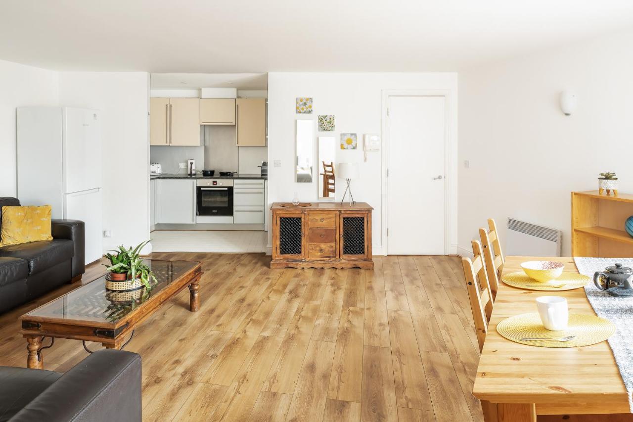 Comfortable And Bright Apartment In Tower Bridge Londra Dış mekan fotoğraf