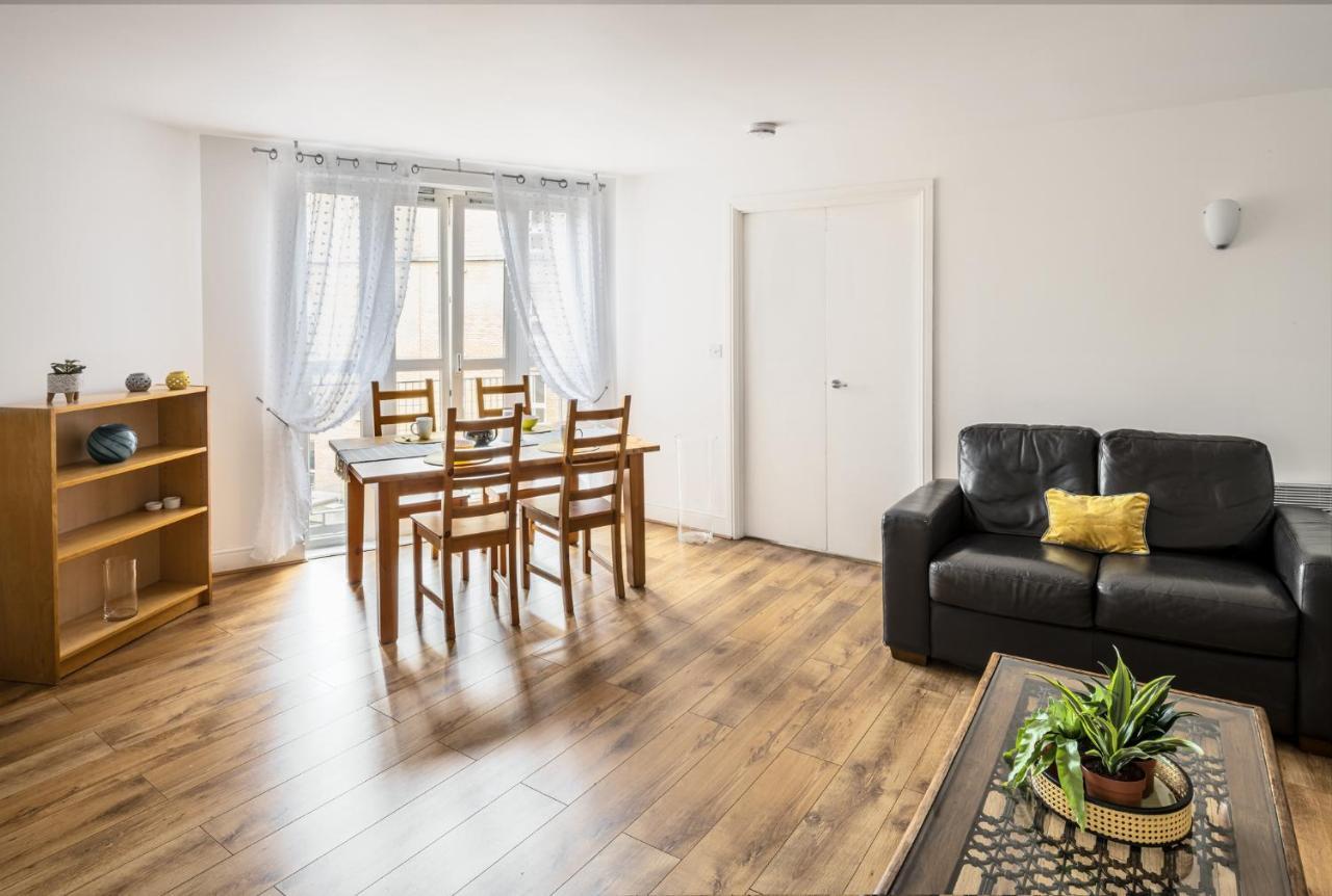 Comfortable And Bright Apartment In Tower Bridge Londra Dış mekan fotoğraf